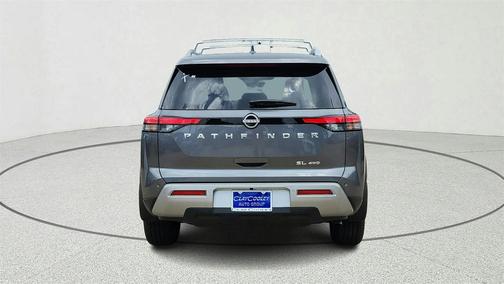2025 Nissan Pathfinder SL FWD