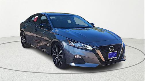 2021 Nissan Altima SR FWD