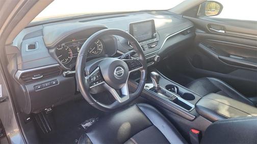 2021 Nissan Altima SR FWD
