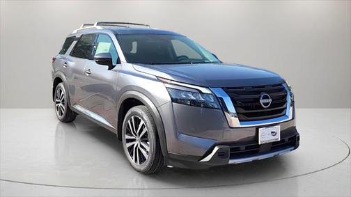 2025 Nissan Pathfinder Platinum FWD
