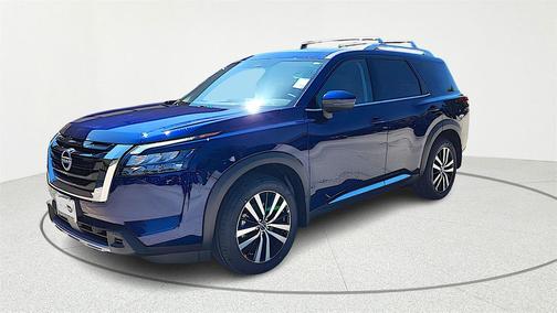 2025 Nissan Pathfinder Platinum FWD