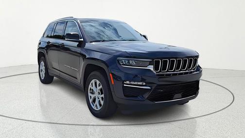 Midnight Sky 2024 Jeep Grand Cherokee Limited
