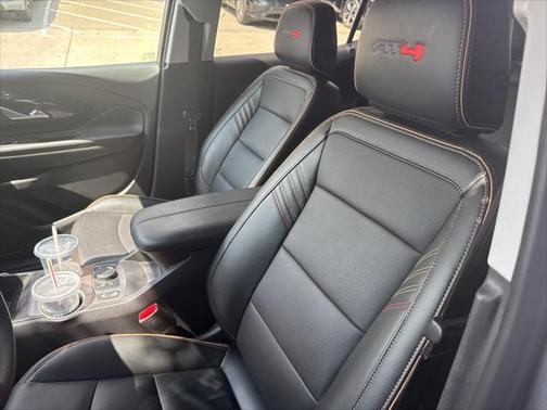 2024 GMC Terrain AWD AT4