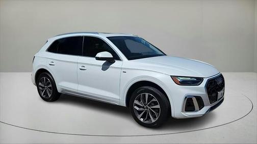 2022 Audi Q5 45 S line Premium Plus