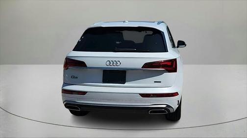 2022 Audi Q5 45 S line Premium Plus