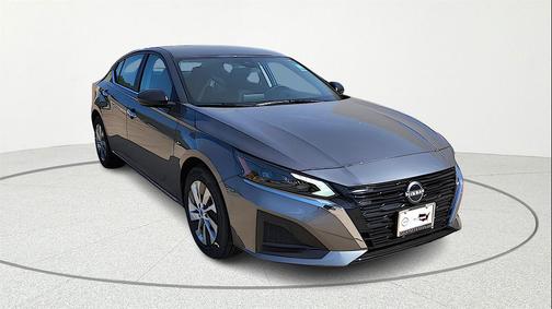 2025 Nissan Altima S FWD