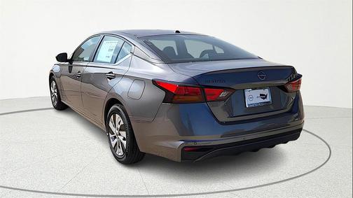 2025 Nissan Altima S FWD