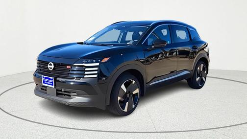 Super Black 2025 Nissan Kicks SR