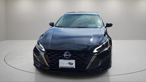 2025 Nissan Altima SR FWD