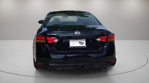 2025 Nissan Altima SR FWD
