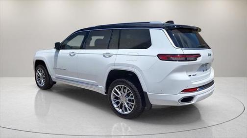 2022 Jeep Grand Cherokee L Summit