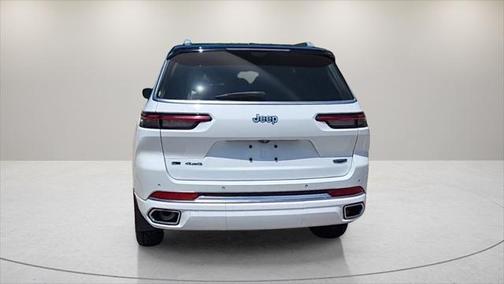 2022 Jeep Grand Cherokee L Summit