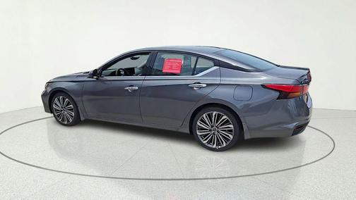 Gun Metallic 2025 Nissan Altima 2.5 SL