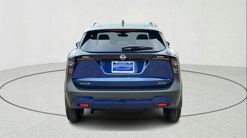 2026 Nissan Kicks SV