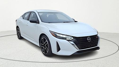 Aspen White Tricoat 2025 Nissan Sentra SR