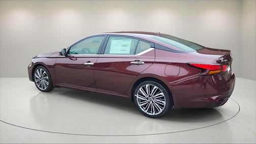 2025 Nissan Altima 2.5 SL