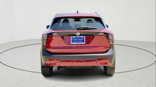 2026 Nissan Kicks SR