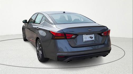 2025 Nissan Altima 2.5 SL