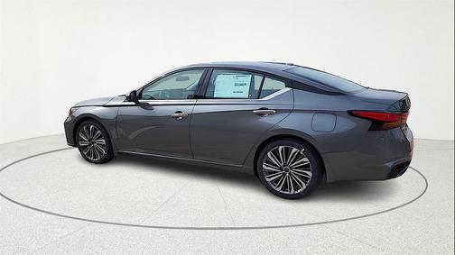 2025 Nissan Altima 2.5 SL