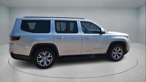 2022 Jeep Wagoneer Series II 4x2