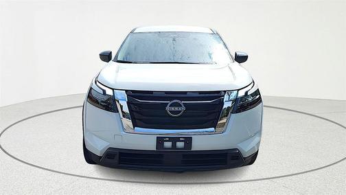2025 Nissan Pathfinder S FWD