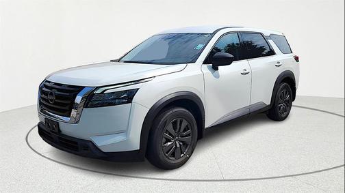 2025 Nissan Pathfinder S FWD