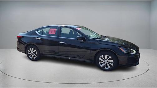 2023 Nissan Altima S FWD