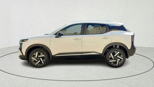 Fresh Powder 2026 Nissan Kicks SV