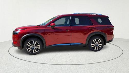 2025 Nissan Pathfinder Platinum FWD