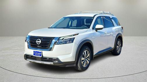 2025 Nissan Pathfinder SL FWD