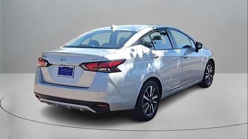 2021 Nissan Versa 1.6 SV