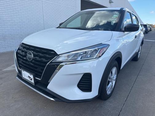 2021 Nissan Kicks S