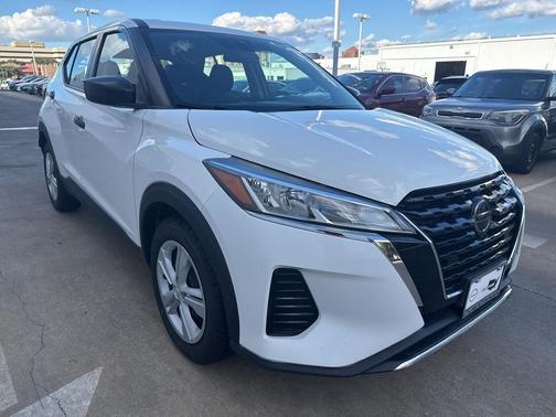 2021 Nissan Kicks S