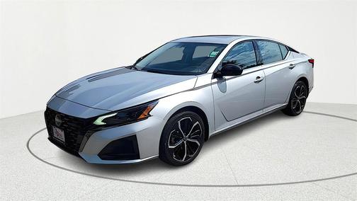 2024 Nissan Altima SR Intelligent AWD