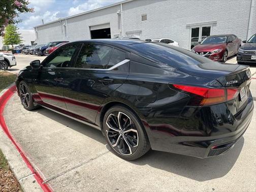 2024 Nissan Altima SR FWD