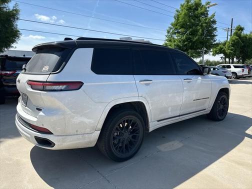 2021 Jeep Grand Cherokee L Summit