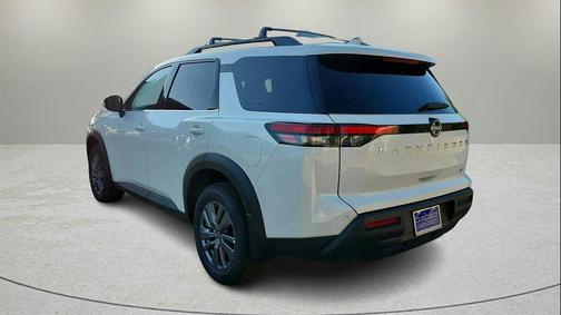 2025 Nissan Pathfinder SV FWD
