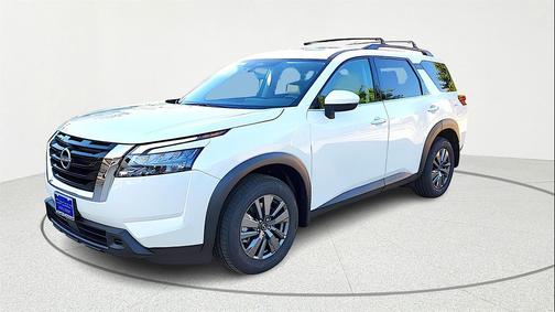 2025 Nissan Pathfinder SV FWD