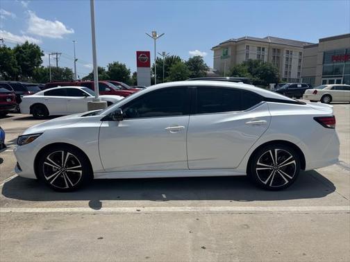 2022 Nissan Sentra SR