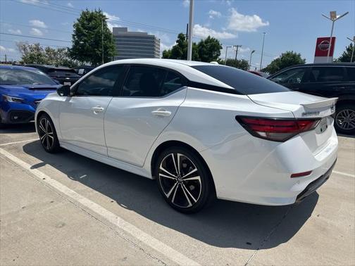 2022 Nissan Sentra SR