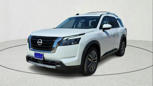2024 Nissan Pathfinder SL FWD
