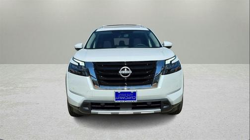 2024 Nissan Pathfinder SL FWD