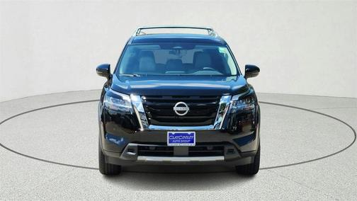 2025 Nissan Pathfinder SL FWD