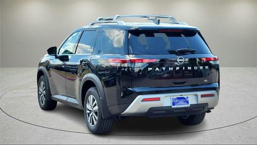 2025 Nissan Pathfinder SL FWD