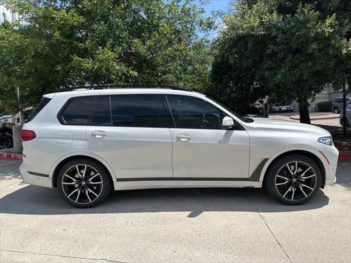 2021 BMW X7 xDrive40i