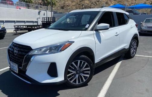 2022 Nissan Kicks SV