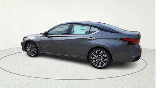 2025 Nissan Altima 2.5 SL