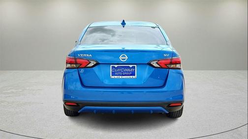 2023 Nissan Versa 1.6 SV