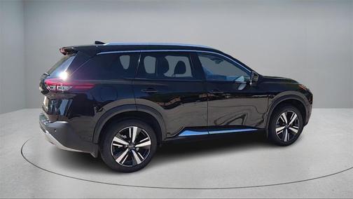 2022 Nissan Rogue Platinum