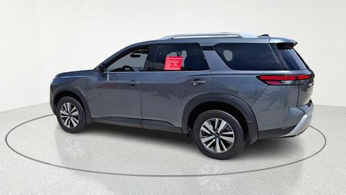 Gun Metallic 2025 Nissan Pathfinder SL FWD